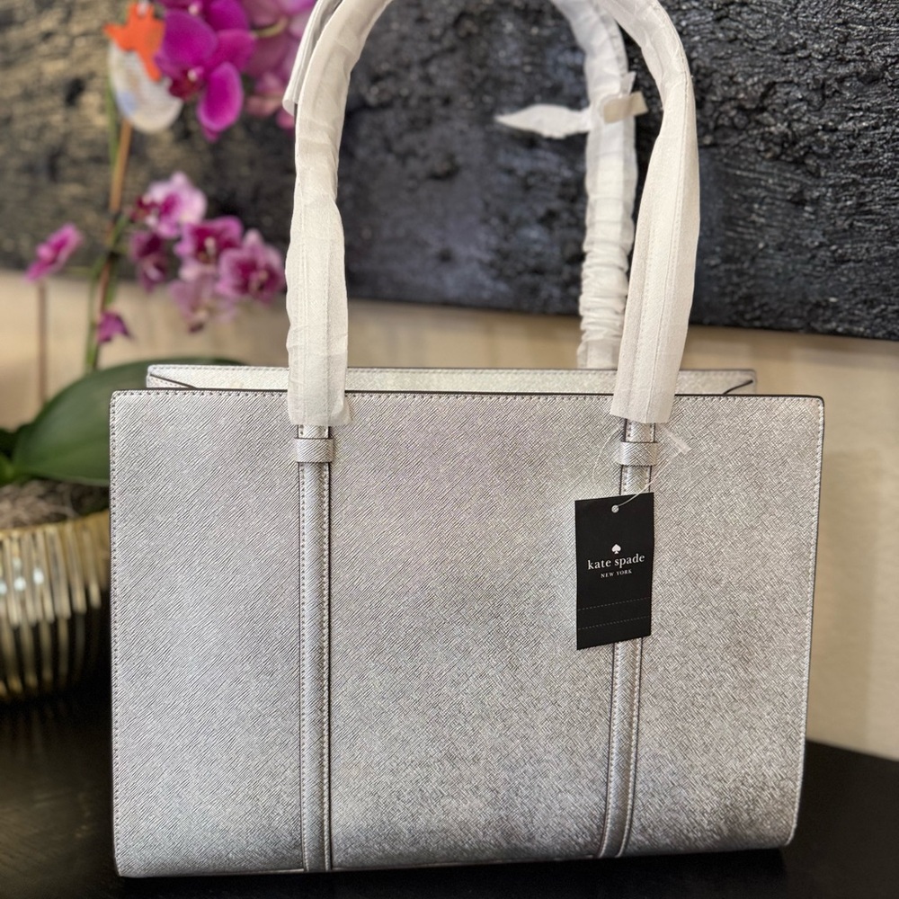 💥💥Price Drop💥 KATE SPADE KENZIE METALLIC LARGE TOTE NWT - Picture 6 of 16